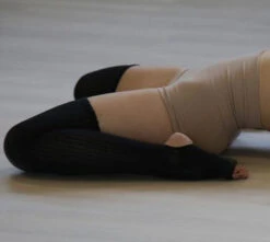 Rolling Cotton Original Thigh High Leg Warmers With Stirrups - Black -Rad Store 29