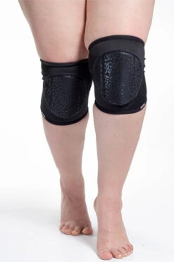 Queen Kneepads - Wild Black 11 Queen Kneepads - Wild Black -Rad Store 5 14