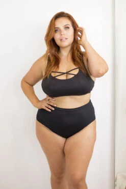 Lunalae Jaded Top - Black -Rad Store 6R7A8417