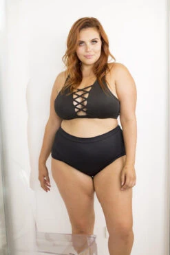 Lunalae High Waist Shorts - Black -Rad Store 6R7A8484 1