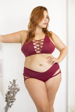 Lunalae Lure You Low-Rise Garter Shorts - Wine 15 Lunalae Lure You Low-Rise Garter Shorts - Wine -Rad Store 6R7A8612