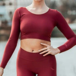 Dragonfly Pavi Crop Top - Burgundy 8 Dragonfly Pavi Crop Top - Burgundy -Rad Store DF Pavi burgundy 0321 540x dfcf5ae2 4e49 4fe4 899e d1febe0da3d3