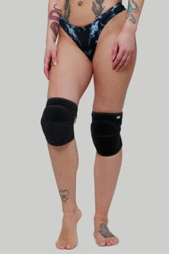 CXIX Velcro Kneepads - Black Panther -Rad Store IMG 1774 LOW
