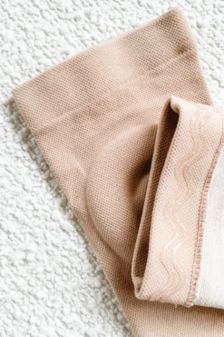 Pole Addict Kneepads - Ocean Sand 15 Pole Addict Kneepads - Ocean Sand -Rad Store IMG 8394