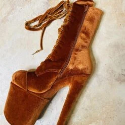 Hella Heels Classique Velvet Shoe Protector - Brandy 6 Hella Heels Classique Velvet Shoe Protector - Brandy -Rad Store IMG 88882 900x 9b86af9e a70c 4661 911d 6e1732e4468c