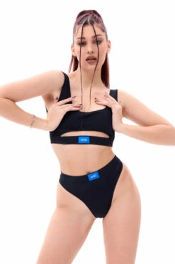 MÆD Offset Top - Matte Black 10 MÆD Offset Top - Matte Black -Rad Store RIMG0293F 3d5aeebc 92a5 4336 872d fdaf4c2ecd7d