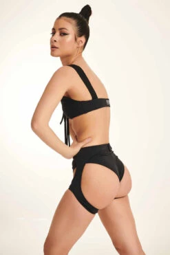 Paradise Chick Iconic Garter Belt -Rad Store iconic garter set4 1